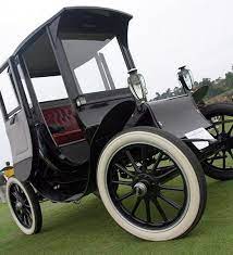 1902 Studebaker Electric Victoria Phaeton Studebaker Produced 2 000 Electric Cars From 1902 To Cool Limousines And Other Fun Vehicles Old And New Cars