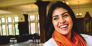 Unmask violence posing as holy, pope tells religious leaders in Egypt