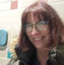 Best paint for stenciling over oil-based gel stain?