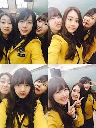 Ask K Pop Askkpop A Pink G Friend And Wassup Members Take Derpy Photos In Classroom