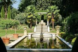 The price is $49 per night from jun 27 to jun 27. Eghn Arcen Castle Gardens