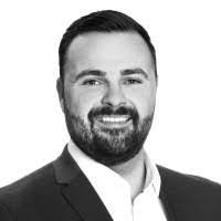 Josh Benfield's Instagram, Twitter & Facebook