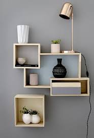 Wandregal Selber Bauen Anleitung In 6 Schritten Wandregale Selber Bauen Geometrische Mobel Wohnaccessoires