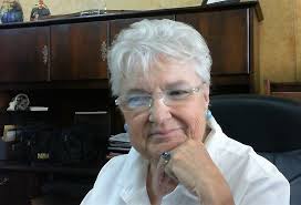 Amazon.com: Everett Peacock: books, biography, latest update