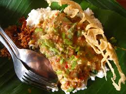 Lihat juga resep bumbu pecel khas madiun enak lainnya. Pecel Pincuk Madiun Sambel Pecel Khas Madiun 0856 354 2048
