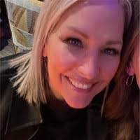 Kim Kile's Instagram, Twitter & Facebook