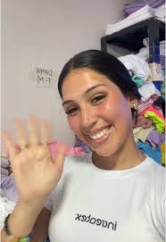 Franelas al Mayor: Variedad de Colores y Tallas en Caracas