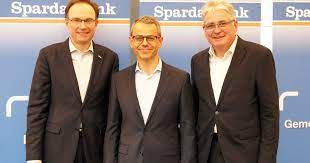 Wir sind die bank mit den zufriedensten kunden. Regensburg Erfolgreiches Geschaftsjahr 2020 Fur Sparda Bank Ostbayern Tva