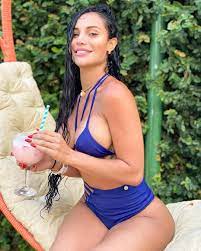 Cenapop · 10 vezes em que Aline Mineiro “quebrou a web” ao exibir as curvas