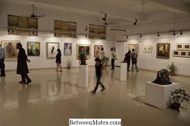 Insurans komersial adalah kontrak antara penanggung insurans dan pemilik perniagaan yang bertujuan untuk meminimumkan risiko pemilik terhadap kerugian, sama ada dari cuaca, kecurian. Perbezaan Antara Pameran Dan Pameran Pameran Vs Pameran 2021 Bahasa