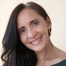 Que libro creen q se le regala a una amiga ??