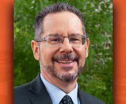 David Silva to step down as College of Sciences dean to focus