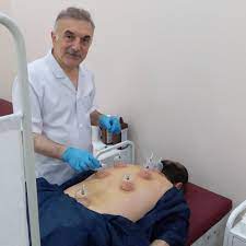 Yeni akit yazarı abdurrahman dilipak hacamat yaptırırken çekilen ünlü fotoğrafı hakkında konuştu. Hacamat Klinigi Photos Facebook