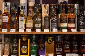 The untamed spirit of islay. Spirituosen Vinothek Solothurn