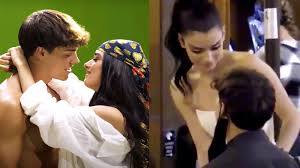 Noah beck and dixie d'amelio relationship. Dixie D Amelio Noah Beck S Relationship Timeline Are They Dating Dexerto