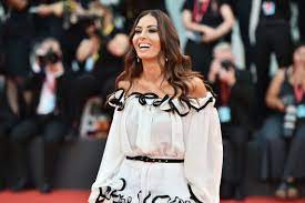 Replaced by fatima trotta there are new advances regarding the italia1 schedule of the next television season which… Borsa Primavera 2021 Quella Chanel Di Elisabetta Gregoraci E Stupenda