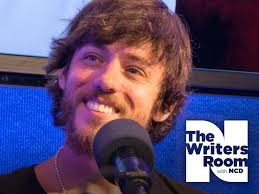 Chris Janson Talks Recharging With the Family