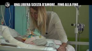 Non sei riuscito a trovare il biglietto per il tuo spettacolo preferito? Lo Scherzo Ad Angelo Pintus C E Un Intruso In Casa Sua Le Iene