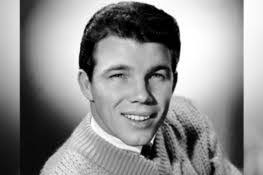 Regina Hebert's Instagram, Twitter & Facebook