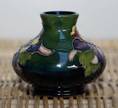 116,000+ vectors, stock photos & psd files. New Stunning Small Moorcroft Pottery Flower Vase Floral Pattern Hand Painted For Sale At 1stdibs