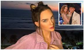 Belinda y christian nodal confirman romance. Pin En Hola En Espanol