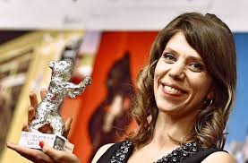 Deshalb bringt man sie vermutlich auch noch leichter mit dem suizid in verbindung. Systemsprenger Von Nora Fingscheidt Ein Oscar Fur Ludwigsburg Kultur Stuttgarter Zeitung