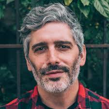 Dan Wade's Instagram, Twitter & Facebook