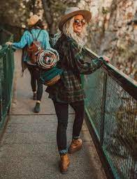 What To Wear Camping Howtowear Fashion Hiking Outfit Fall Cute Camping Outfits Hiking Outfit Women