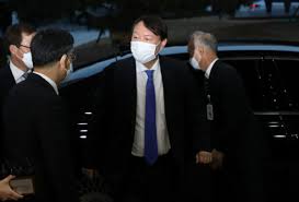 속보 윤석열 검찰총장 직무 복귀…법원, 집행정지 신청 인용. ìœ¤ì„ì—´ ê²€ì°°ì´ìž¥ ê²€ì‚¬ ì§•ê³„ìœ„ ê´€ë ¨ í—Œë²•ì†Œì› íš¨ë ¥ì •ì§€ ê°€ì²˜ë¶„ ì‹ ì²­ ì´íˆ¬ë°ì´