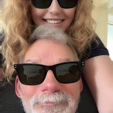 Maybe it stupid to post.. To whoever was in ellsworth today (the white car)  @ the intersection. genuinely thought the light was green but it was the  turning light next to me.