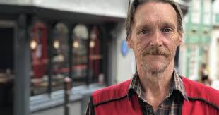 Big Issue vendor Jim Hannah, of Norwich, shares how to help