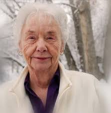 Dixie Burns's Instagram, Twitter & Facebook