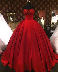 Sleeveless Ball Gown Quinceanera Dress Simple Prom Dress Satin Wedding Gown Red Ball Gowns