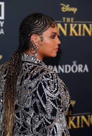 The good news is modern iterations of the finger waves can still look very feminine, but also absolutely contemporary, even futuristic. Beyonce S Braided Finger Waves In 2019 These Are The 15 Best Braided Looks Of The Last Decade Popsugar Beauty Photo 12