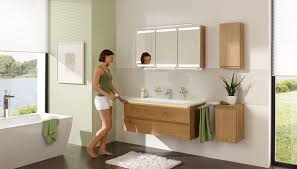 Auch holz hat seinen platz im badezimmer und macht nicht nur optisch viel her. Bildergebnis Fur Badezimmermobel Holz Modern Spiegelschrank Unterschrank Oberschranke