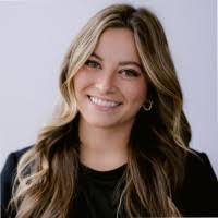 Danielle Kleist's Instagram, Twitter & Facebook