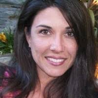 Mary Earl's Instagram, Twitter & Facebook