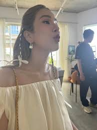 Lan Ngọc đích thị là "hung thần" cam thường: Trang Pháp bị dìm tơi tả,  “tường thành nhan sắc” Huyền Baby thì sao?