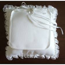 Iniziali cuscino portafedi uncinetto schemi gratis. Cuscino Portafedi Con Inserto Aida Bianco