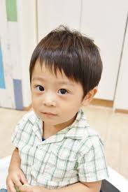 こども専門の美容室 美容院 チョッキンズ 浦和美園 与野 津田沼 おゆみ野 レイクタウン つくばのこども専門の美容院 カッコいい髪型を提供するヘアサロン のスタイルギャラリー 2歳 男の子 髪型 キッズヘアスタイル 男の子 ボーイズヘアカット