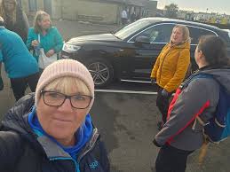 Lovely 4mile walk with fab company tonight 🚶‍♀️🚶‍♀️🚶‍♀️