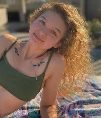 Alyssa (@alyssa.pascoe) • Instagram photos and videos