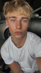 Back Camera Love Confession: Talk to me