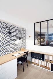 Amenagement De Bureaux Du Studio Elodie Cottin Architecte D Interieur Paris Bureau Sobre Avec Verriere Bureau A Domicile Bureau Studio Amenagement Bureau