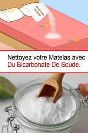 Un Matelas Propre Avec 4 Astuces Naturelles En 2020 Nettoyer Matelas Astuce Naturelle Bicarbonate De Soude