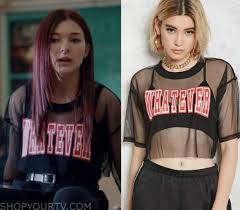 Please Help Find This Autumn-Colored Knitted Sweater Abby Is Wearing In  Ginny And Georgia Season 2 Episode 3 : R/Findfashion