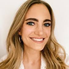 Chelsea Capps's Instagram, Twitter & Facebook