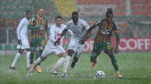 Kritik mücadele de sivasspor ile fenerbahçe maçı 14 nisan cumartesi günü saat 19.00'da başlayacak. Alanyaspor Sivasspor Maci Ertelendi