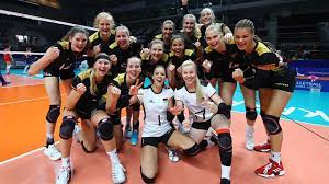 In 2006 won het team het wereldkampioenschap dat in japan werd gehouden. Deutscher Volleyball Verband Vnl F Schmetterlinge Blocken Sich Zum Sieg Gegen Russland