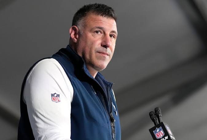 What Patriots coach Mike Vrabel has done this season is unprecedented